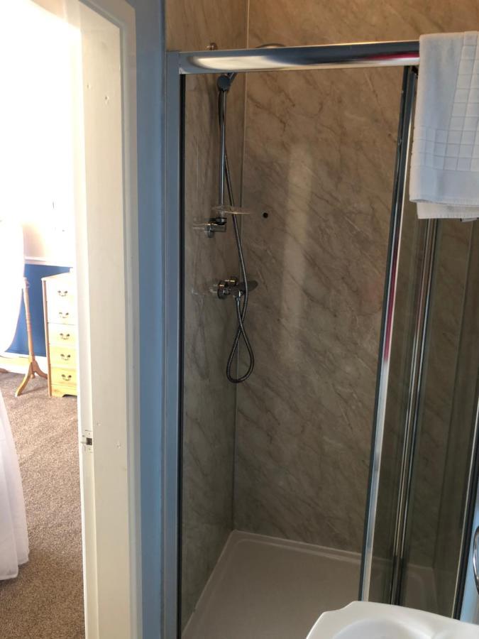 바머스 Leamington House B&B 외부 사진