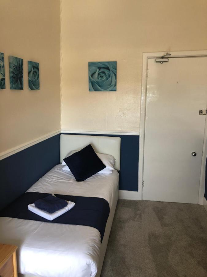 바머스 Leamington House B&B 외부 사진