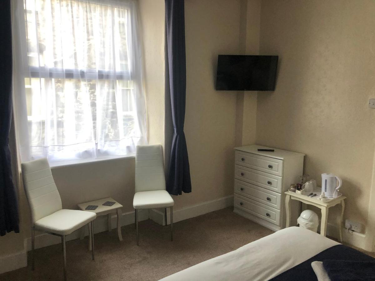 바머스 Leamington House B&B 외부 사진