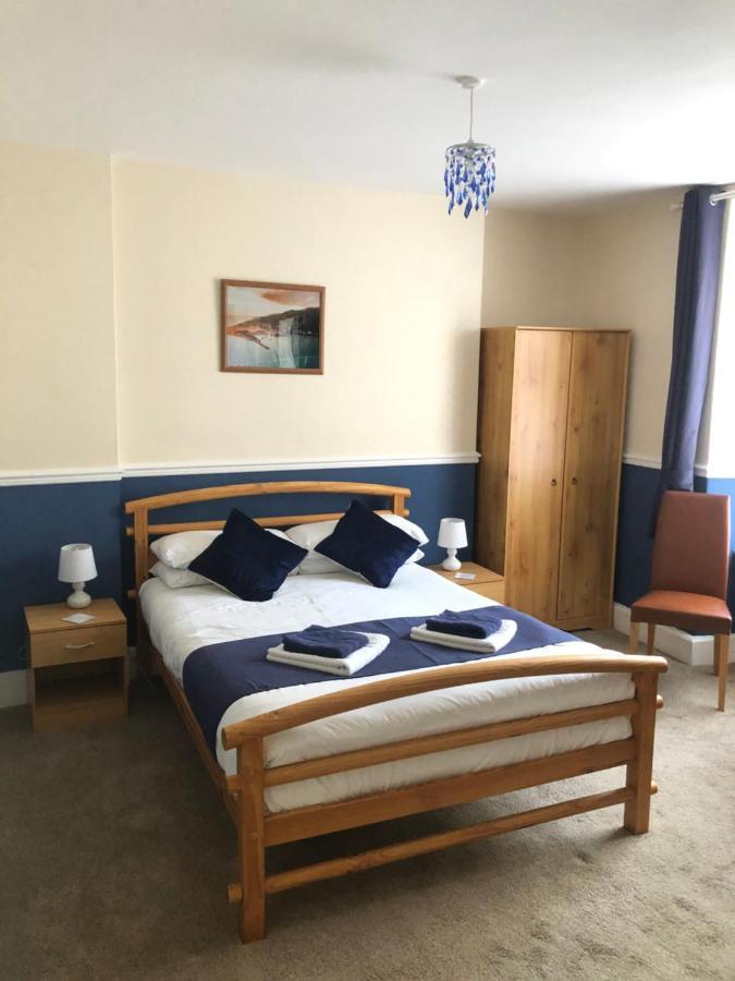 바머스 Leamington House B&B 외부 사진