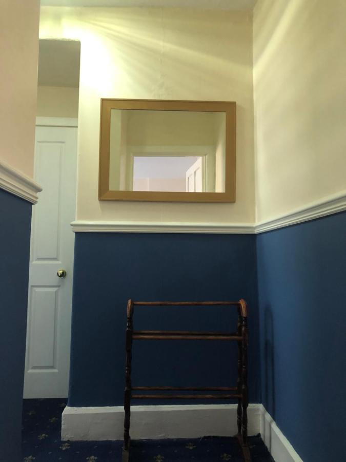 바머스 Leamington House B&B 외부 사진