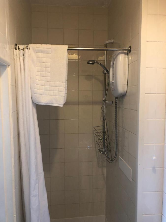바머스 Leamington House B&B 외부 사진